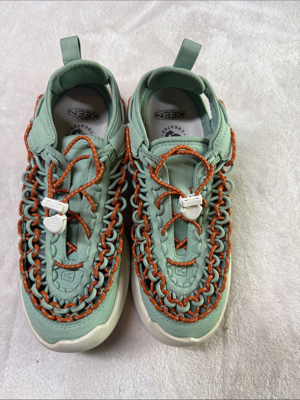 KEEN Women's UNEEK WK Sandals Size 7.5 Granite Green Birch Orange Woven EUC